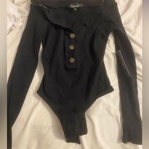 Lulus off the shoulder body suit. Size small